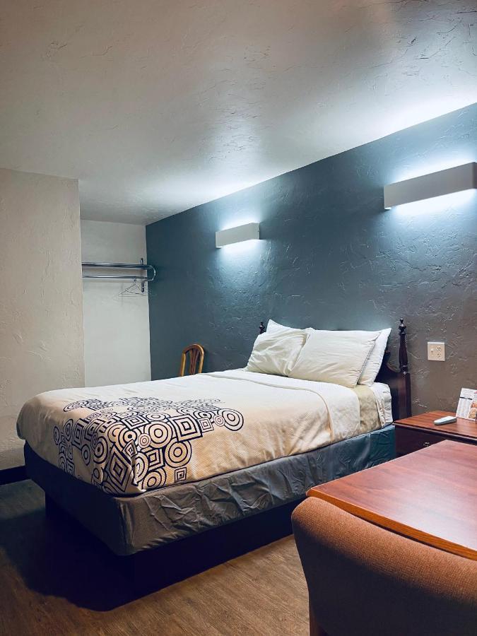 لاس كروسيس، نيومكسيكو Century 21 Motel المظهر الخارجي الصورة