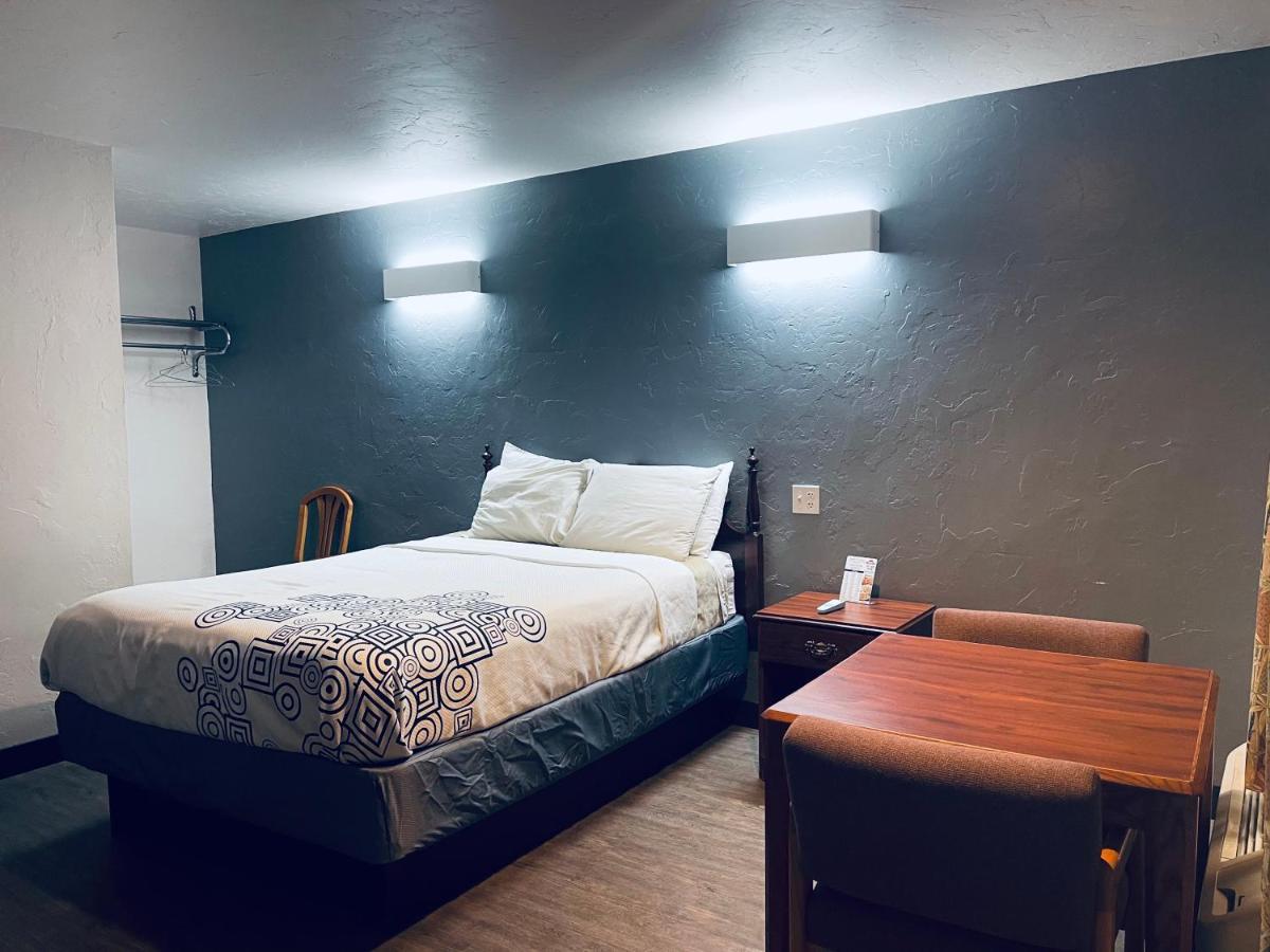 لاس كروسيس، نيومكسيكو Century 21 Motel المظهر الخارجي الصورة